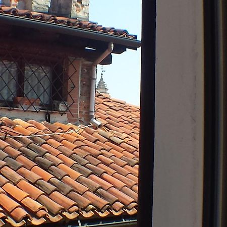 Torres Rojas Apartman Ivrea Kültér fotó