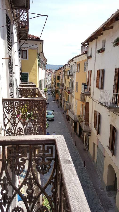 Torres Rojas Apartman Ivrea Kültér fotó